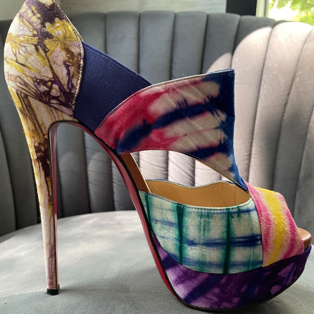 Christian Louboutin Pitou